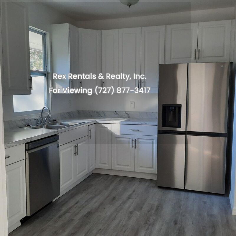 Near Gulfport.  Outstanding Updated 2br 1 ba property image