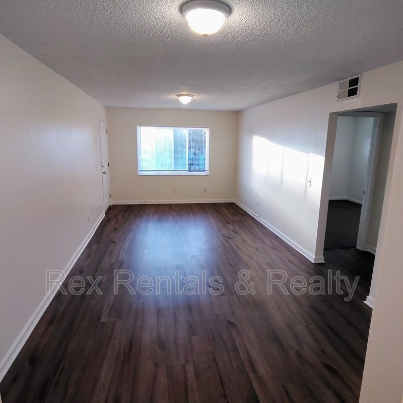 The waterfront arets district of Gulfport property image