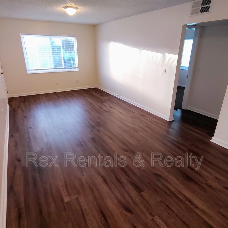 The waterfront arets district of Gulfport property image