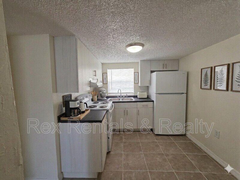 3 BR completely updated throughout property image