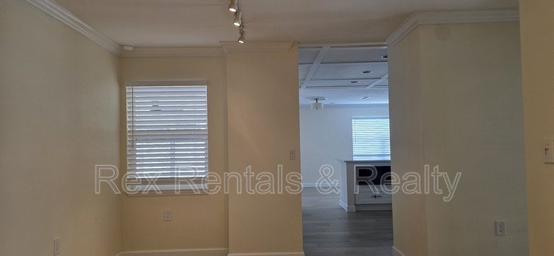 Waterfront 2 bed 2 bath with bonus room in Patrician Point property image