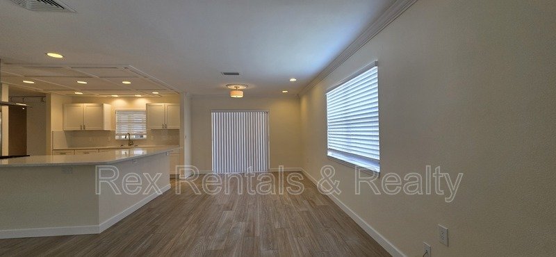 Waterfront 2 bed 2 bath with bonus room in Patrician Point property image