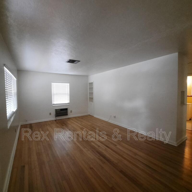 Real Hardwood Floors Frame this 2 br / 1ba property image